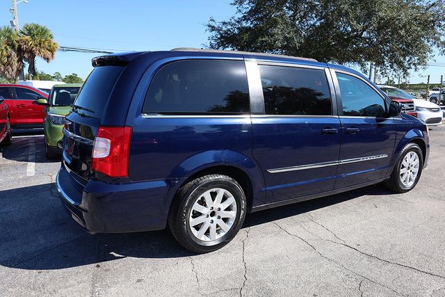 2016 CHRYSLER Town & Country 4dr Wagon Touring - 22939088 - 6