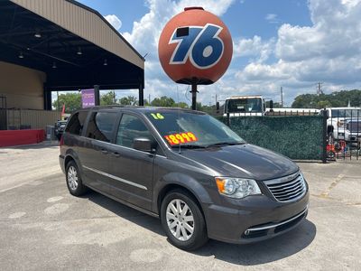 2016 Chrysler Town & Country
