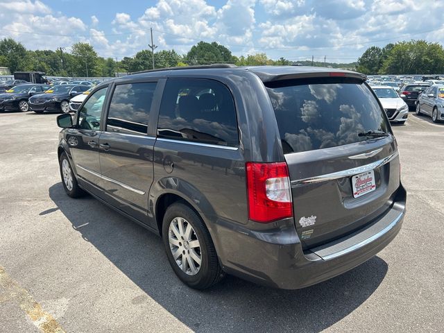 2016 Chrysler Town & Country 4dr Wagon Touring - 22893279 - 5