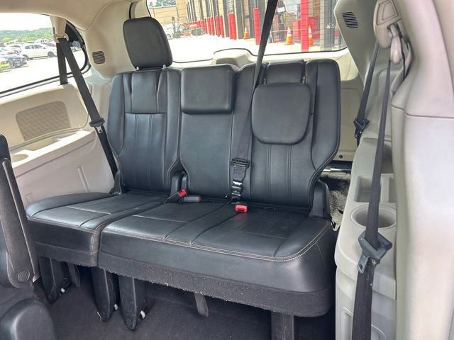 2016 Chrysler Town & Country 4dr Wagon Touring - 22893279 - 6