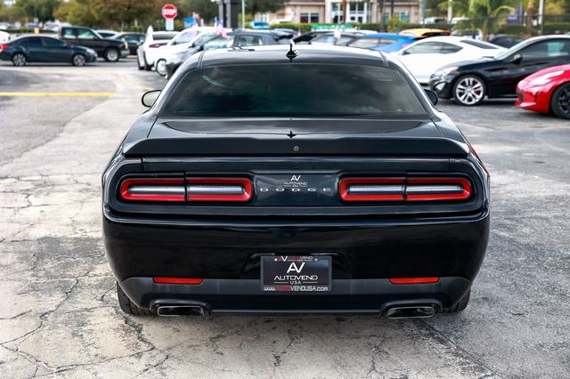 2016 Dodge Challenger 2dr Coupe R/T - 22935179 - 10