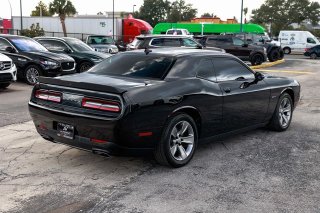 2016 Dodge Challenger 2dr Coupe R/T - 22935179 - 12