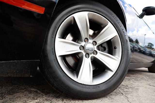 2016 Dodge Challenger 2dr Coupe R/T - 22935179 - 36