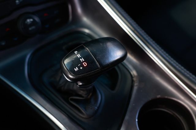 2016 Dodge Challenger 2dr Coupe R/T - 22935179 - 39