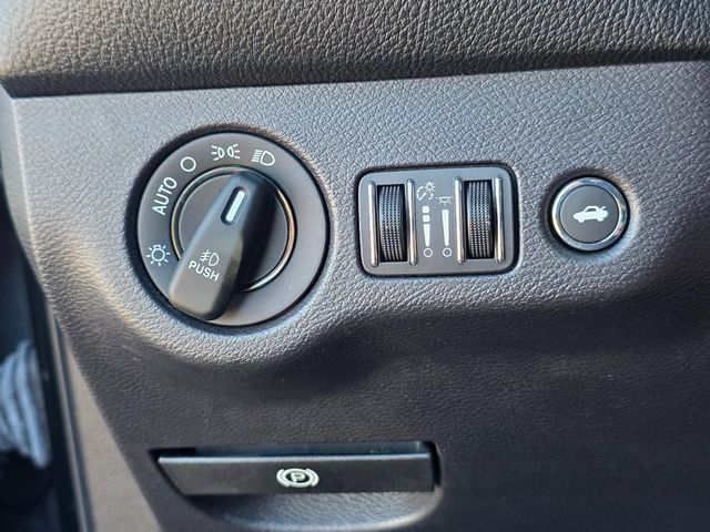 2016 Dodge Challenger 2dr Coupe R/T Scat Pack - 22936959 - 42