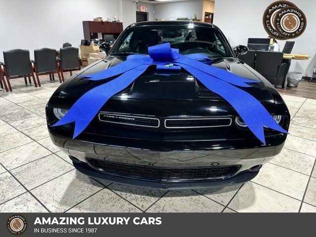 2016 Dodge Challenger SXT