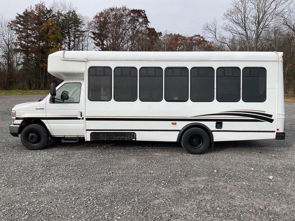 2016 Ford COACH AND EQUIPMENT DRW WC - 22173231 - 1