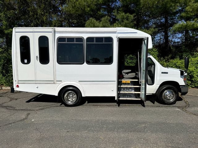 2016 Ford E350 Non-CDL 4 Wheelchair Shuttle Bus For Sale For Adults Seniors Medical Handicapped Transportation - 22417553 - 13