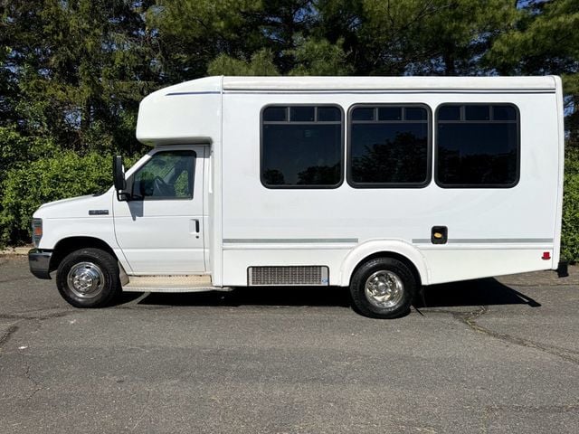 2016 Ford E350 Non-CDL 4 Wheelchair Shuttle Bus For Sale For Adults Seniors Medical Handicapped Transportation - 22417553 - 3