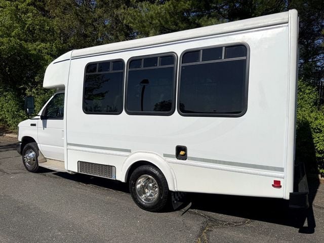 2016 Ford E350 Non-CDL 4 Wheelchair Shuttle Bus For Sale For Adults Seniors Medical Handicapped Transportation - 22417553 - 4