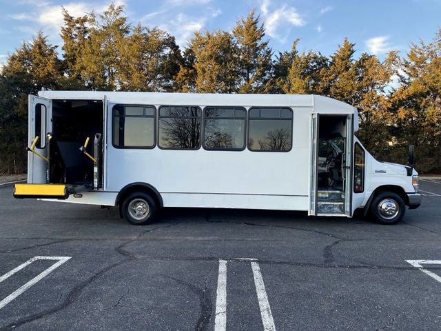2016 Ford E450 22 Pass. Wheelchair Shuttle Bus 47k Miles For Adults Churches Seniors & Handicapped Transport - 22227028 - 13