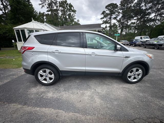 2016 Ford Escape 4WD 4dr SE - 22834583 - 5