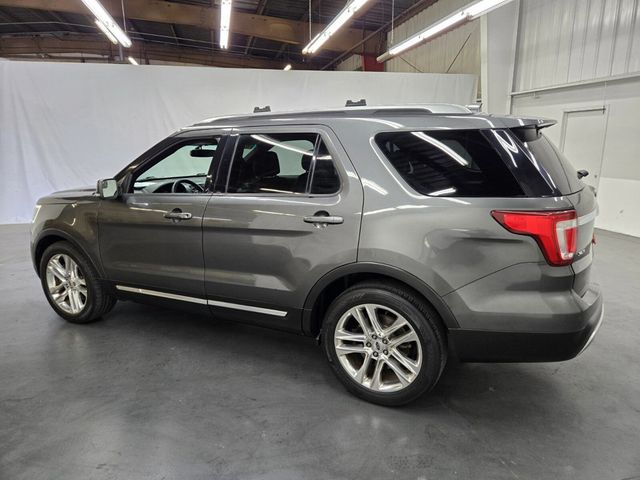 2016 Ford Explorer FWD 4dr XLT - 22903995 - 2