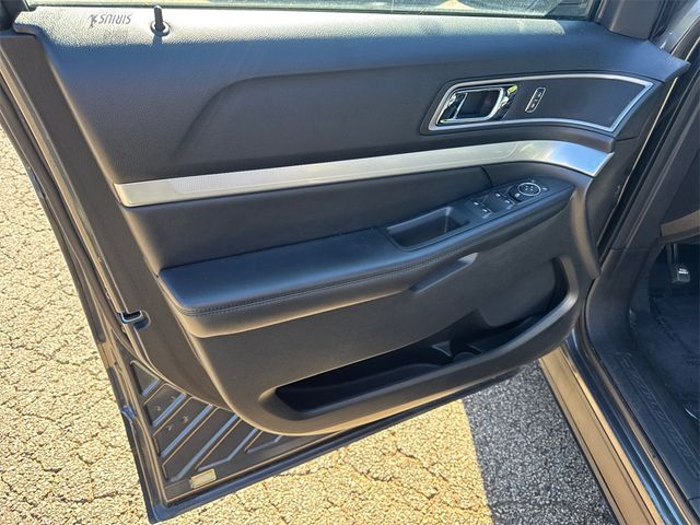 2016 Ford Explorer FWD 4dr XLT - 22932366 - 9