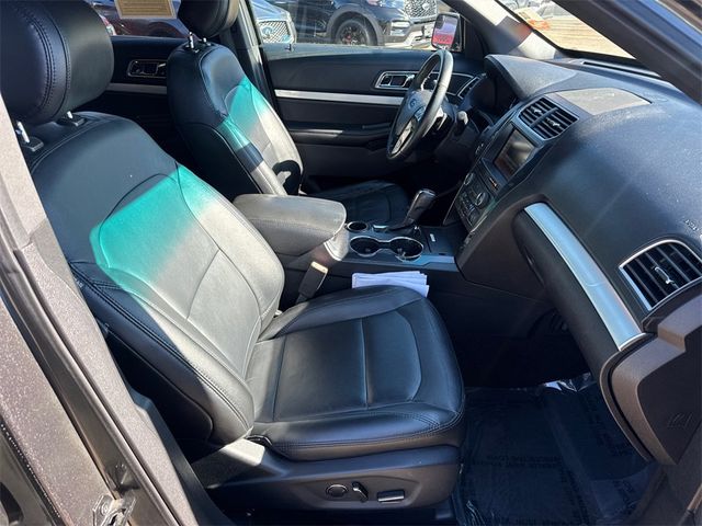 2016 Ford Explorer FWD 4dr XLT - 22932366 - 12