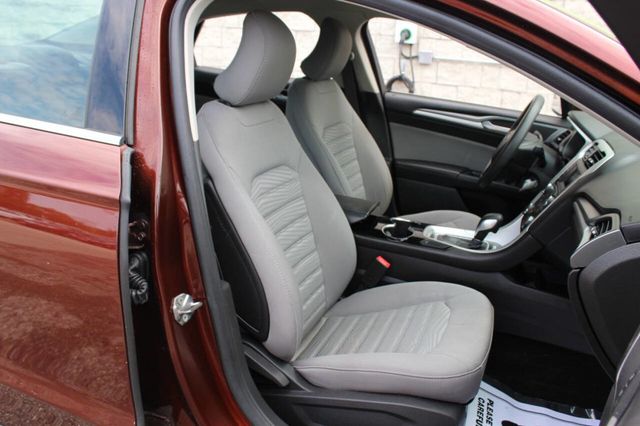 2016 Ford Fusion 4dr Sedan S FWD - 22919930 - 15