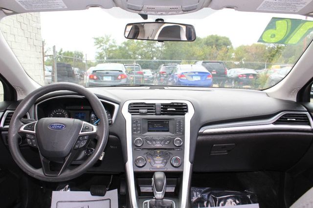 2016 Ford Fusion 4dr Sedan S FWD - 22919930 - 16