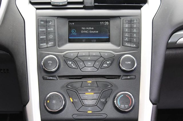 2016 Ford Fusion 4dr Sedan S FWD - 22919930 - 17