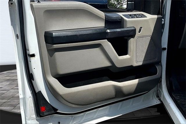 2016 Ford F-150 4WD SuperCab 145" XL - 22876832 - 6