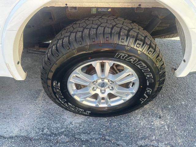 2016 Ford F-150 LARIAT - 22936578 - 17
