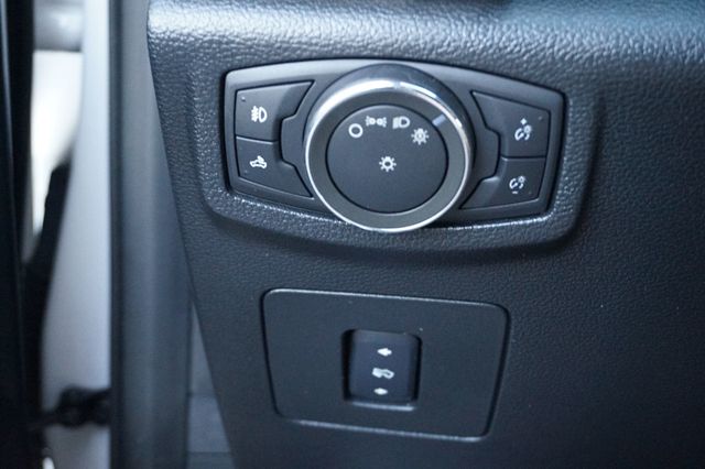 2016 Ford F-150 PLATINUM, 5.0L V8, PREMIUM WHEELS, HARD TONNEAU BED COVER - 22938209 - 24