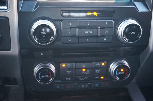 2016 Ford F-150 PLATINUM, 5.0L V8, PREMIUM WHEELS, HARD TONNEAU BED COVER - 22938209 - 34