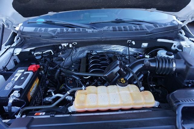 2016 Ford F-150 PLATINUM, 5.0L V8, PREMIUM WHEELS, HARD TONNEAU BED COVER - 22938209 - 8