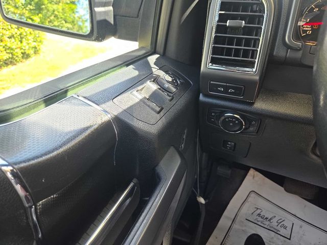 2016 Ford F-150 SUPERCREW - 22913827 - 18