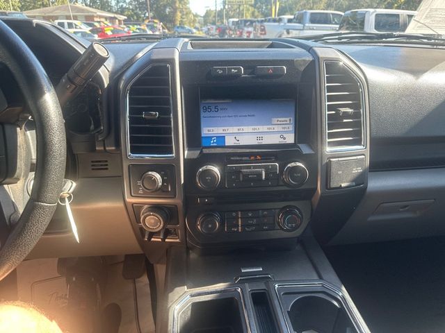 2016 Ford F-150 SUPERCREW - 22933671 - 9