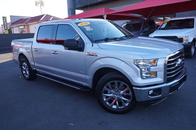 2016 Ford F-150 XLT, PREMIUM WHEELS, RUNNING BOARDS, TOWING PACKAGE, BED LINER - 22936718 - 1