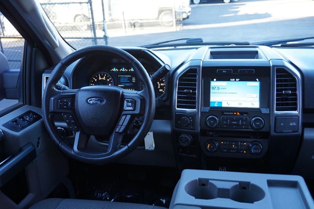 2016 Ford F-150 XLT, PREMIUM WHEELS, RUNNING BOARDS, TOWING PACKAGE, BED LINER - 22936718 - 38