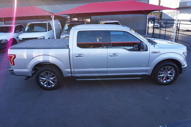 2016 Ford F-150 XLT, PREMIUM WHEELS, RUNNING BOARDS, TOWING PACKAGE, BED LINER - 22936718 - 4