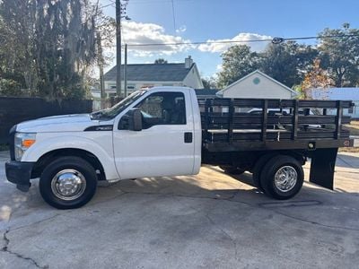 2016 Ford F-350 Super Duty Chassis Cab's photo