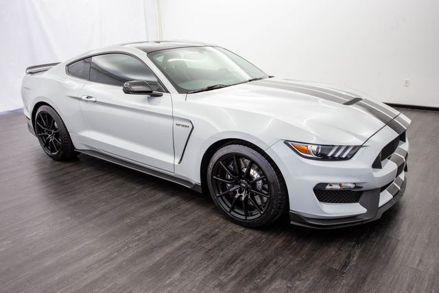 2016 Ford Mustang 2dr Fastback Shelby GT350 - 22402781 - 1