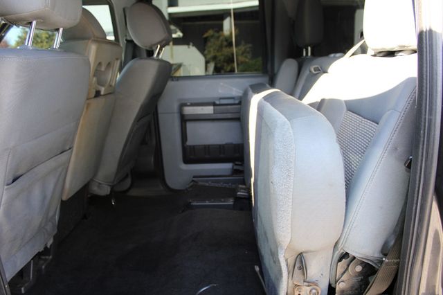 2016 Ford Super Duty F-250 SRW 4WD Crew Cab 156" XLT - 22936190 - 17