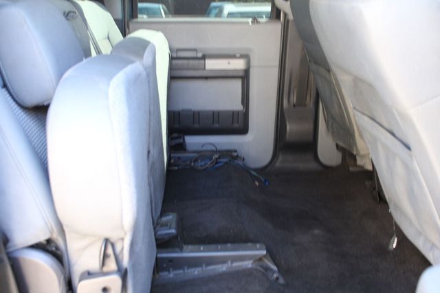 2016 Ford Super Duty F-250 SRW 4WD Crew Cab 156" XLT - 22936190 - 18