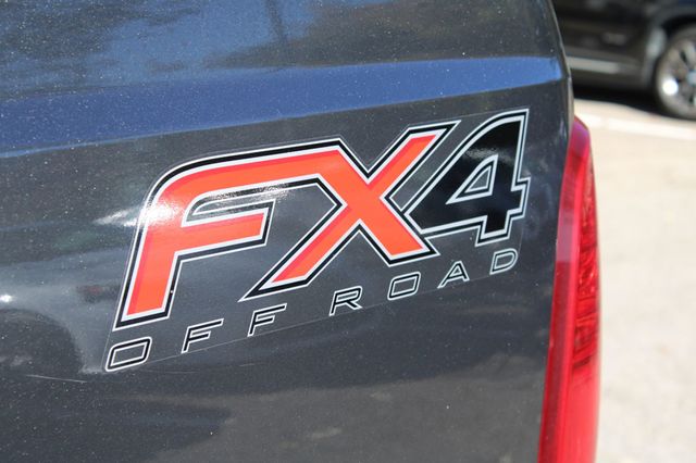 2016 Ford Super Duty F-250 SRW 4WD Crew Cab 156" XLT - 22936190 - 30