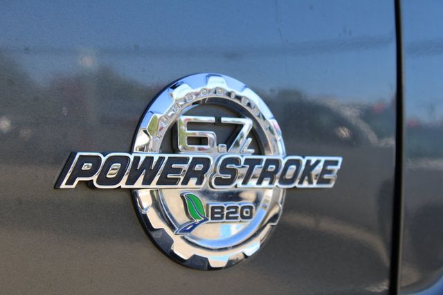 2016 Ford Super Duty F-250 SRW 4WD Crew Cab 156" XLT - 22936190 - 32