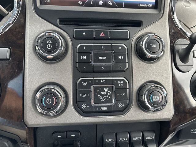 2016 Ford Super Duty F-350 SRW  - 22818268 - 25