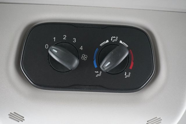 2016 Ford Transit Wagon  - 22933140 - 14