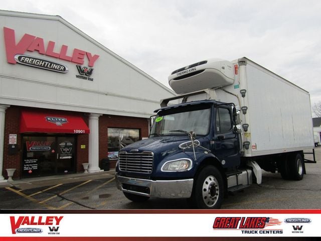 2016 Freightliner M2 106  - 22932010 - 0