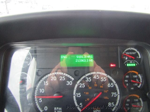 2016 Freightliner M2 106  - 22932010 - 14