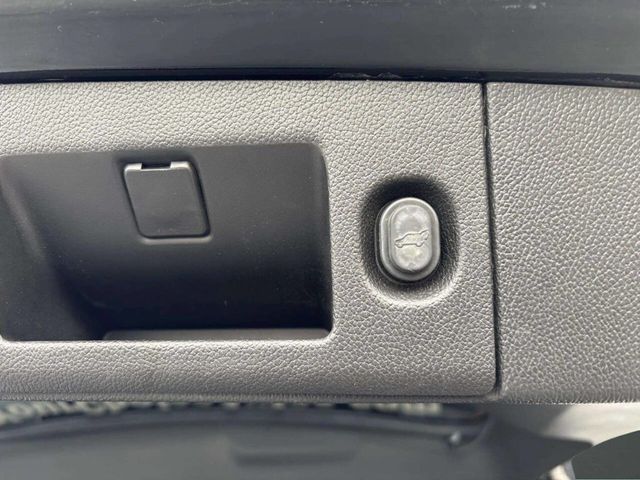 2016 GMC Yukon 4WD 4dr SLT - 22938442 - 17