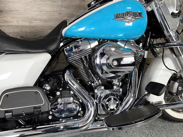 2016 Harley-Davidson FLHR Road King LOW MILES! - 22891394 - 5