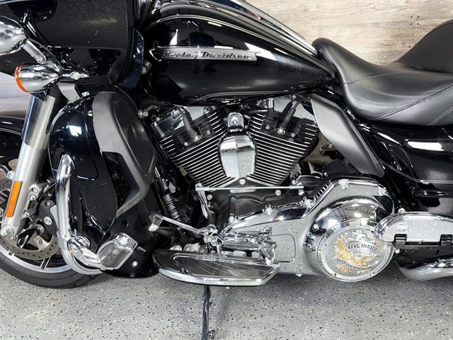 2016 Harley-Davidson FLTRU Road Glide Ultra One Owner! - 22934887 - 12