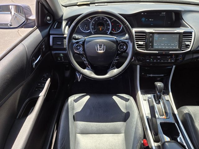 2016 Honda Accord Sedan 4dr I4 CVT EX-L w/Navi & Honda Sensing - 22874583 - 10