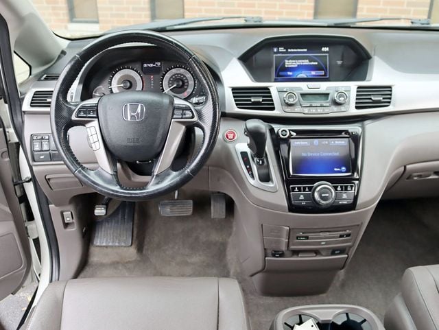 2016 Honda Odyssey 5dr EX-L w/RES - 22933835 - 10