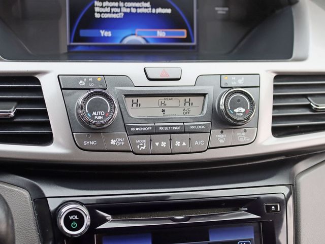 2016 Honda Odyssey 5dr EX-L w/RES - 22933835 - 17