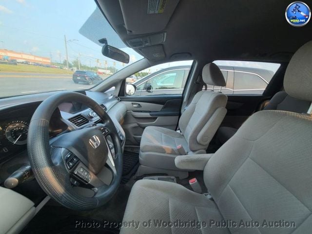 2016 Honda Odyssey 5dr LX - 22895973 - 6