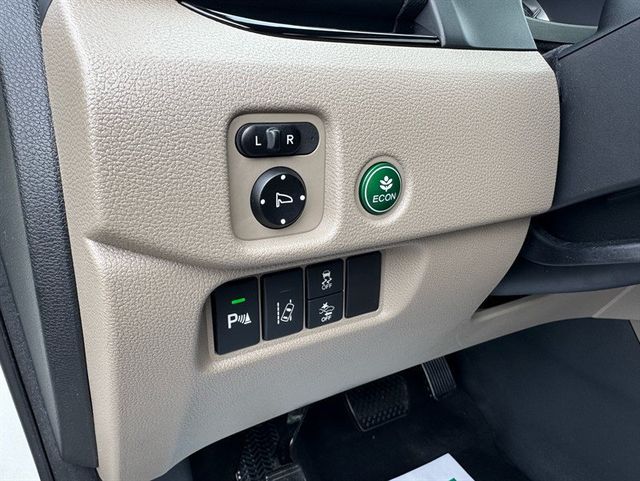 2016 Honda Pilot AWD 4dr Elite w/RES & Navi - 22936139 - 12